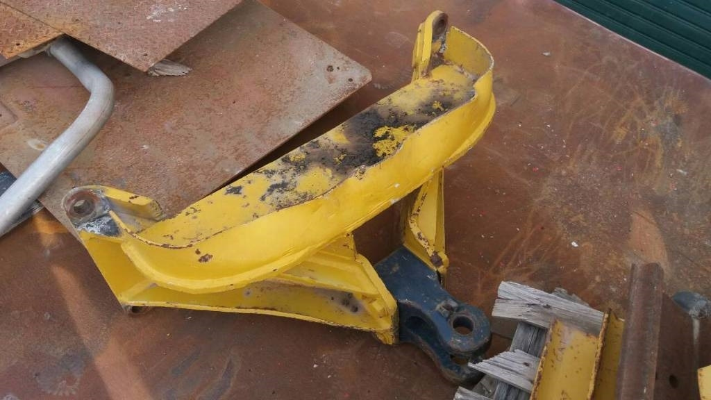 CAT D7G/F - قطع الغيار - آلات البناء: صور 3 CAT D7G/F - قطع الغيار - آلات البناء: صور 3