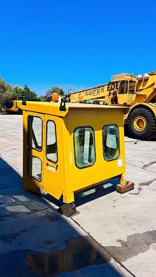 CAT ROPS ΚΑΜΠΙΝΑ ΓΙΑ 966C/950C/980B - الكبائن - آلات البناء: صور 5 CAT ROPS ΚΑΜΠΙΝΑ ΓΙΑ 966C/950C/980B - الكبائن - آلات البناء: صور 5