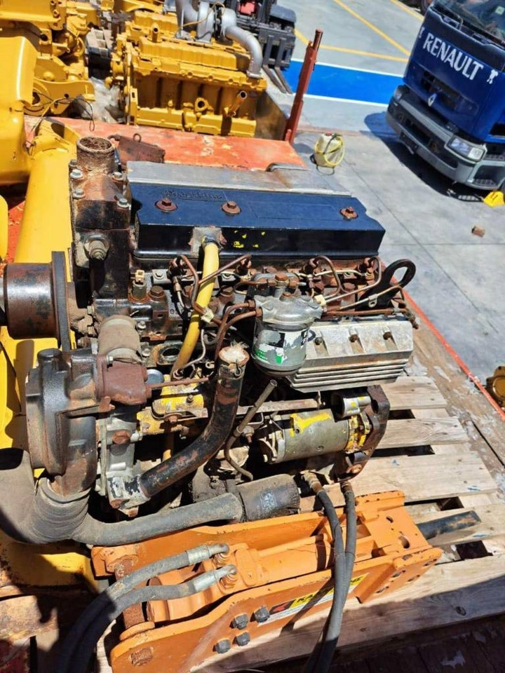 JCB 3CXT - المحرك - شاحنة: صور 4 JCB 3CXT - المحرك - شاحنة: صور 4