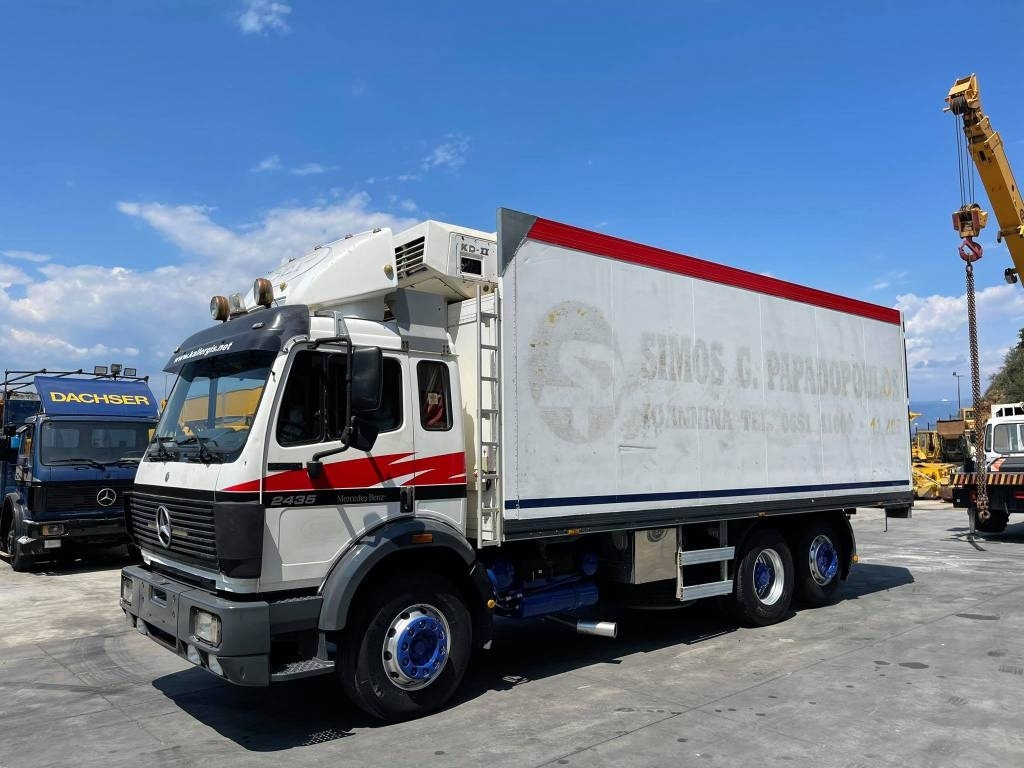 Mercedes-Benz 2435L - مبردة شاحنة: صور 4 Mercedes-Benz 2435L - مبردة شاحنة: صور 4