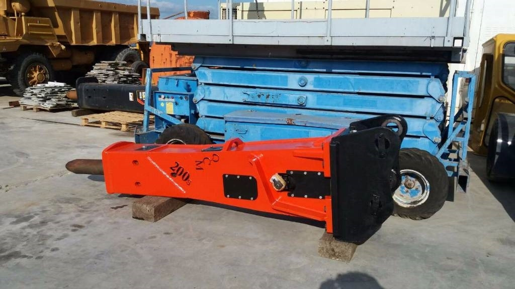OCM 200s - مطرقة هيدروليكية - آلات البناء: صور 5 OCM 200s - مطرقة هيدروليكية - آلات البناء: صور 5