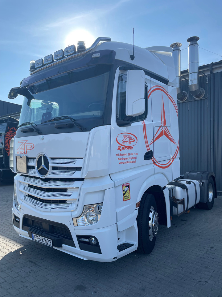 Mercedes 1848 - شاحنة جرار: صور 2 Mercedes 1848 - شاحنة جرار: صور 2