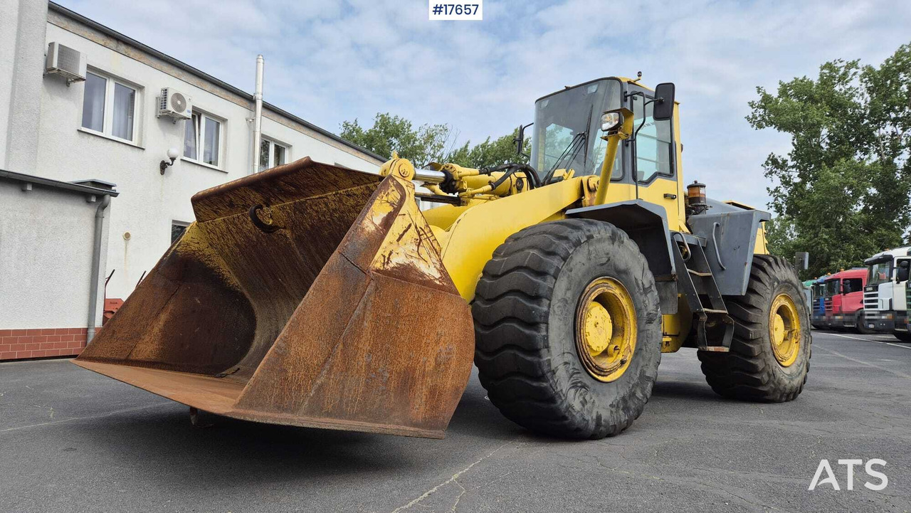 2000 Komatsu WA420-3H - اللودر بعجل: صور 2 2000 Komatsu WA420-3H - اللودر بعجل: صور 2