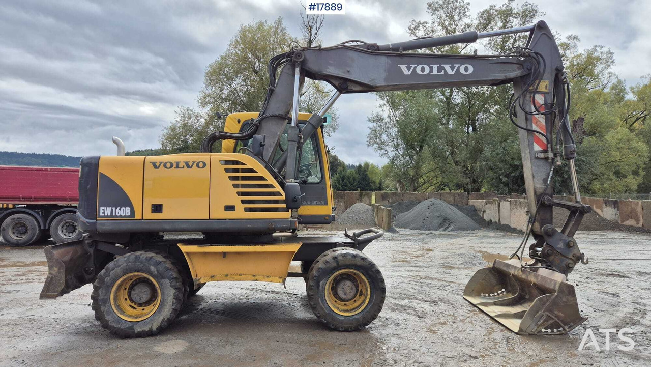 2004 Volvo EW160B - حفارة على عجلات: صور 2 2004 Volvo EW160B - حفارة على عجلات: صور 2