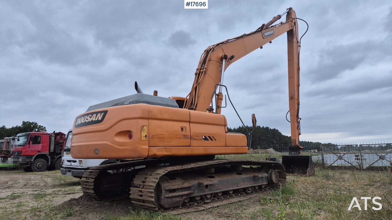 2006 Doosan DX 300 LC - حفارات زحافة: صور 3 2006 Doosan DX 300 LC - حفارات زحافة: صور 3