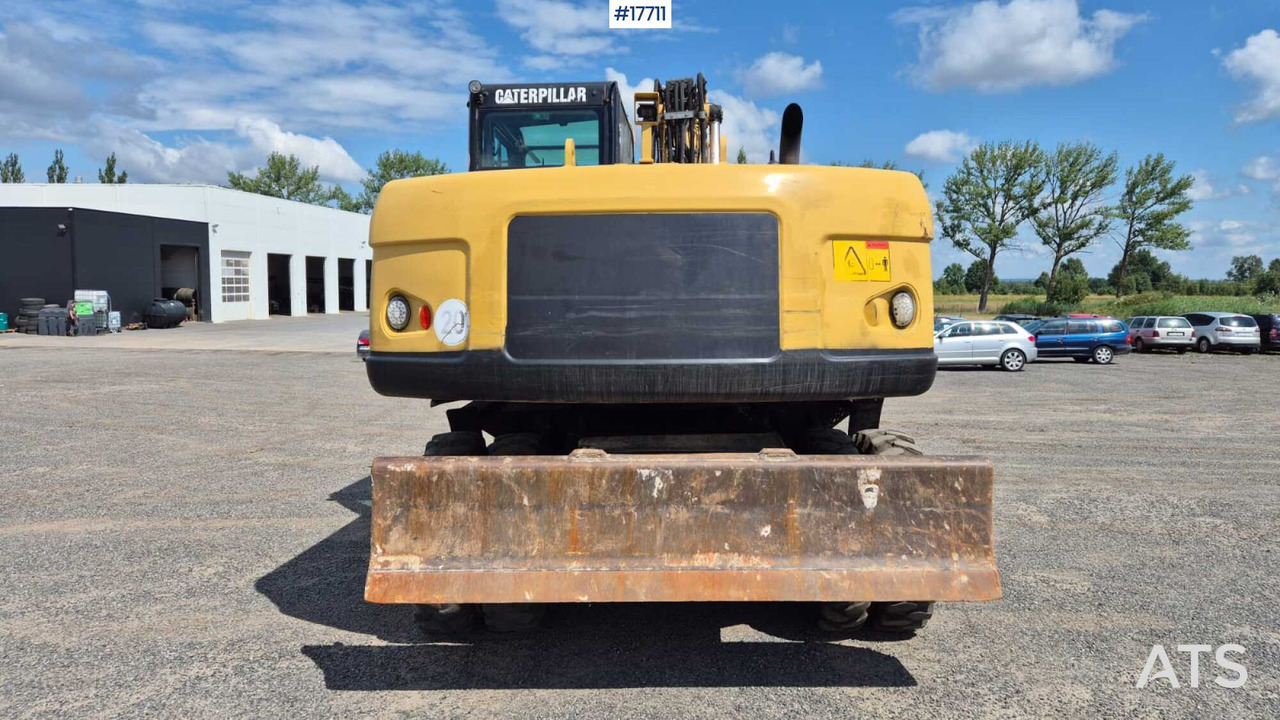 حفارة على عجلات 2008 CAT M316D: صور 13