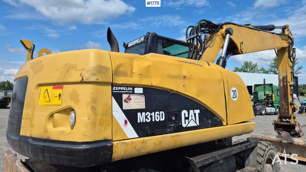حفارة على عجلات 2008 CAT M316D: صور 15