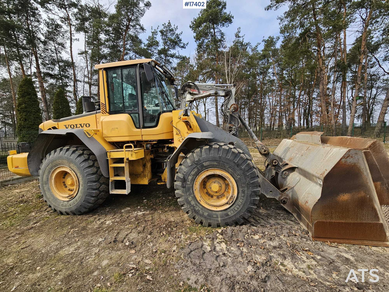2011 Volvo L120F - اللودر بعجل: صور 1 2011 Volvo L120F - اللودر بعجل: صور 1