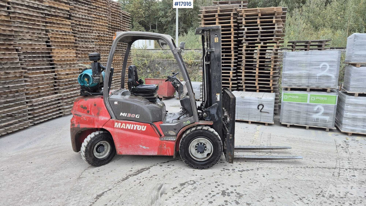 2015 Manitou MI 30 G - رافعة شوكية تعمل بالغاز: صور 2 2015 Manitou MI 30 G - رافعة شوكية تعمل بالغاز: صور 2