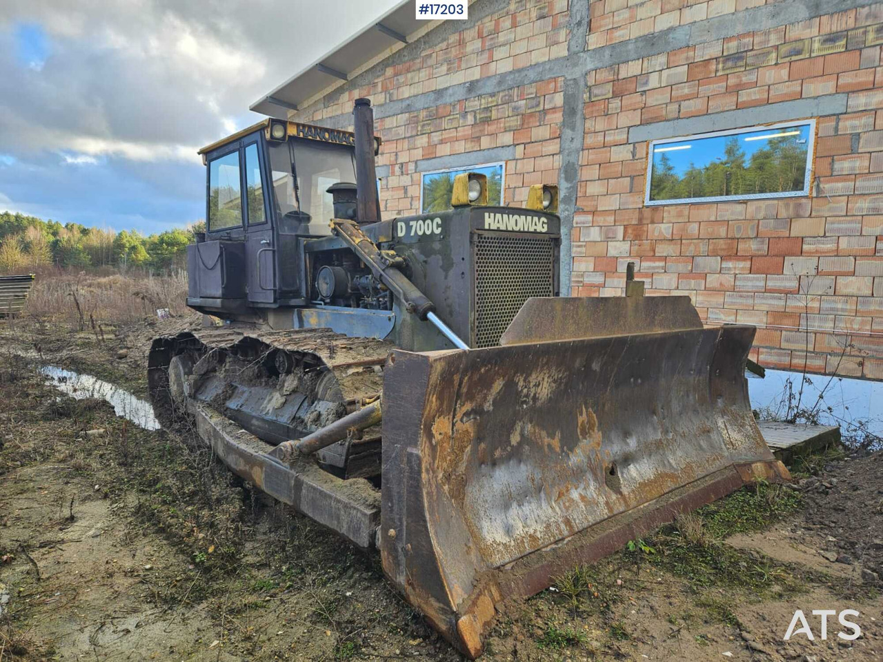 Bulldozer HANOMAG D700 C (1991) - بلدوزر: صور 2 Bulldozer HANOMAG D700 C (1991) - بلدوزر: صور 2