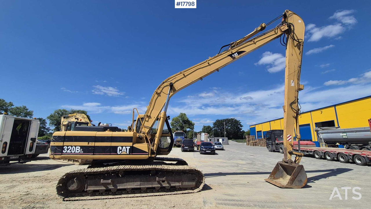 Crawler excavator JCB JS 220 LONG 16m (1997) - حفارات زحافة: صور 1 Crawler excavator JCB JS 220 LONG 16m (1997) - حفارات زحافة: صور 1