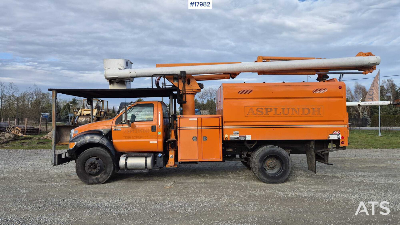 Lift for maintenance and assembly work FORD F750 (2013) - مصاعد الازدهار محمولة على شاحنة: صور 4 Lift for maintenance and assembly work FORD F750 (2013) - مصاعد الازدهار محمولة على شاحنة: صور 4