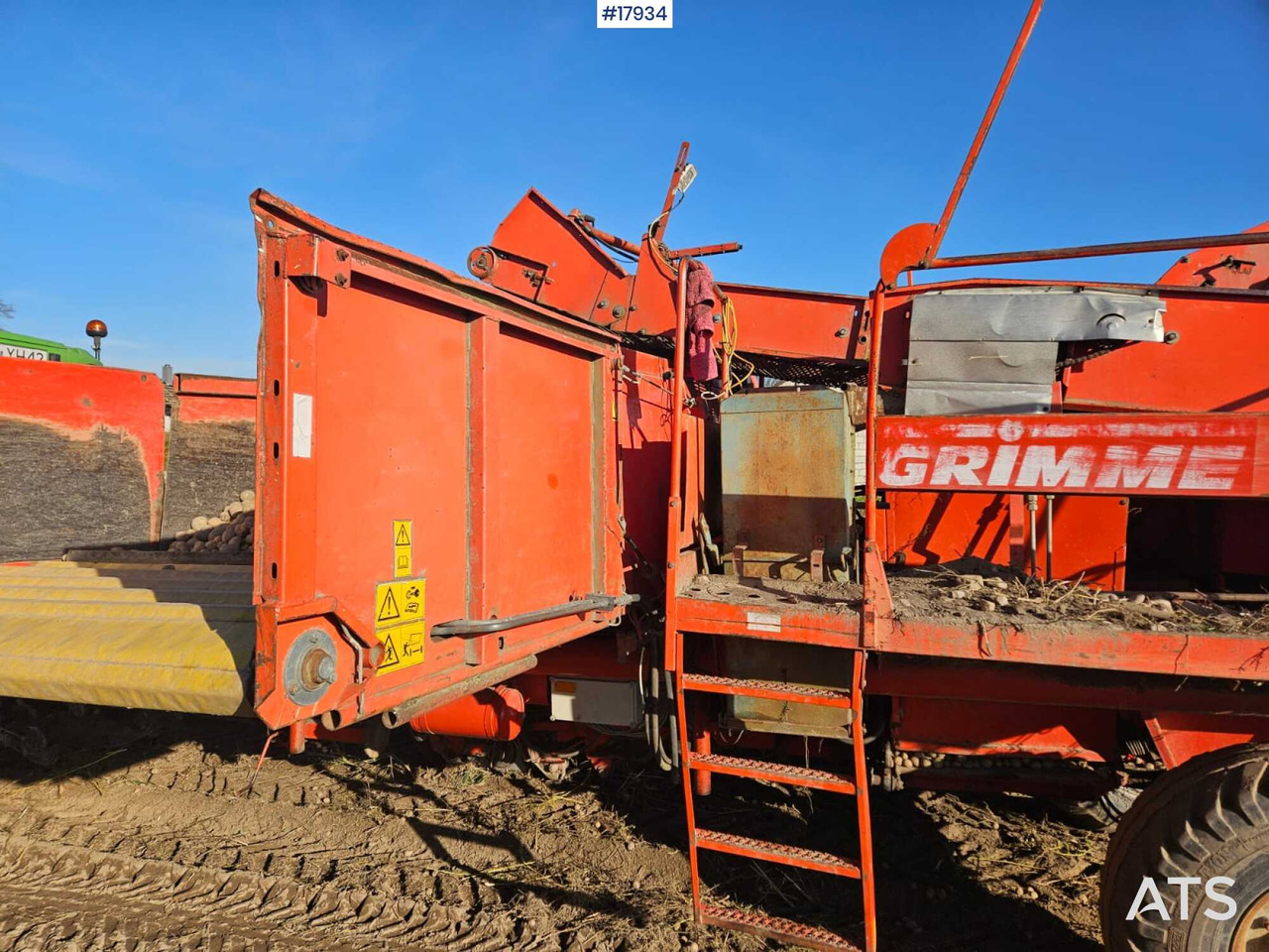 Potato harvester GRIMME SE 75/40 (1995) - حصادة البطاطس: صور 3 Potato harvester GRIMME SE 75/40 (1995) - حصادة البطاطس: صور 3