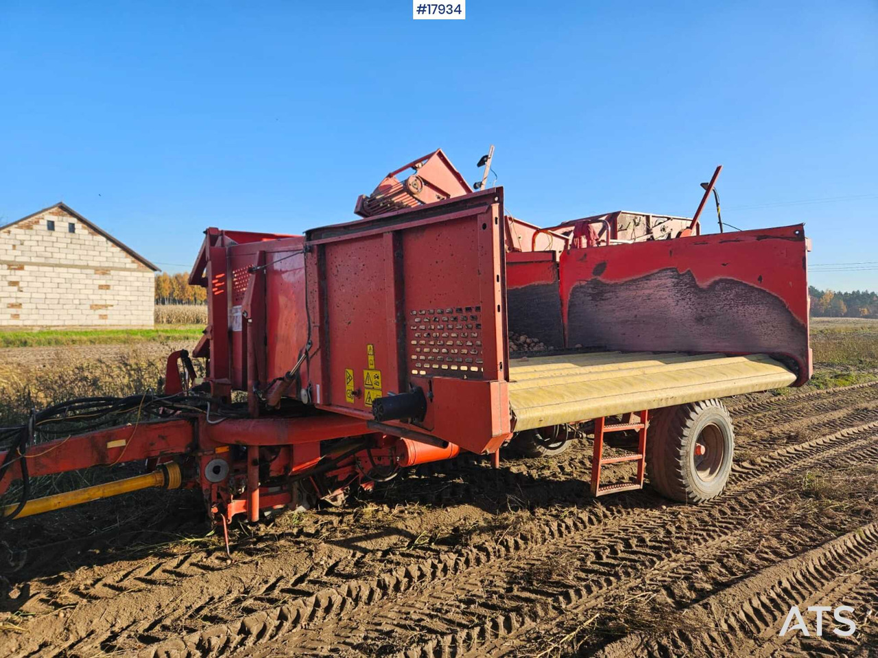 Potato harvester GRIMME SE 75/40 (1995) - حصادة البطاطس: صور 1 Potato harvester GRIMME SE 75/40 (1995) - حصادة البطاطس: صور 1