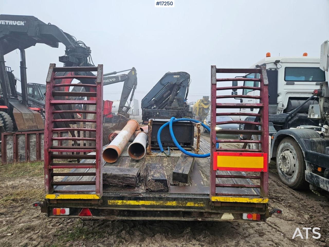 SAMRO two-axle trailer (2002) - عربة مسطحة منخفضة مقطورة: صور 4 SAMRO two-axle trailer (2002) - عربة مسطحة منخفضة مقطورة: صور 4
