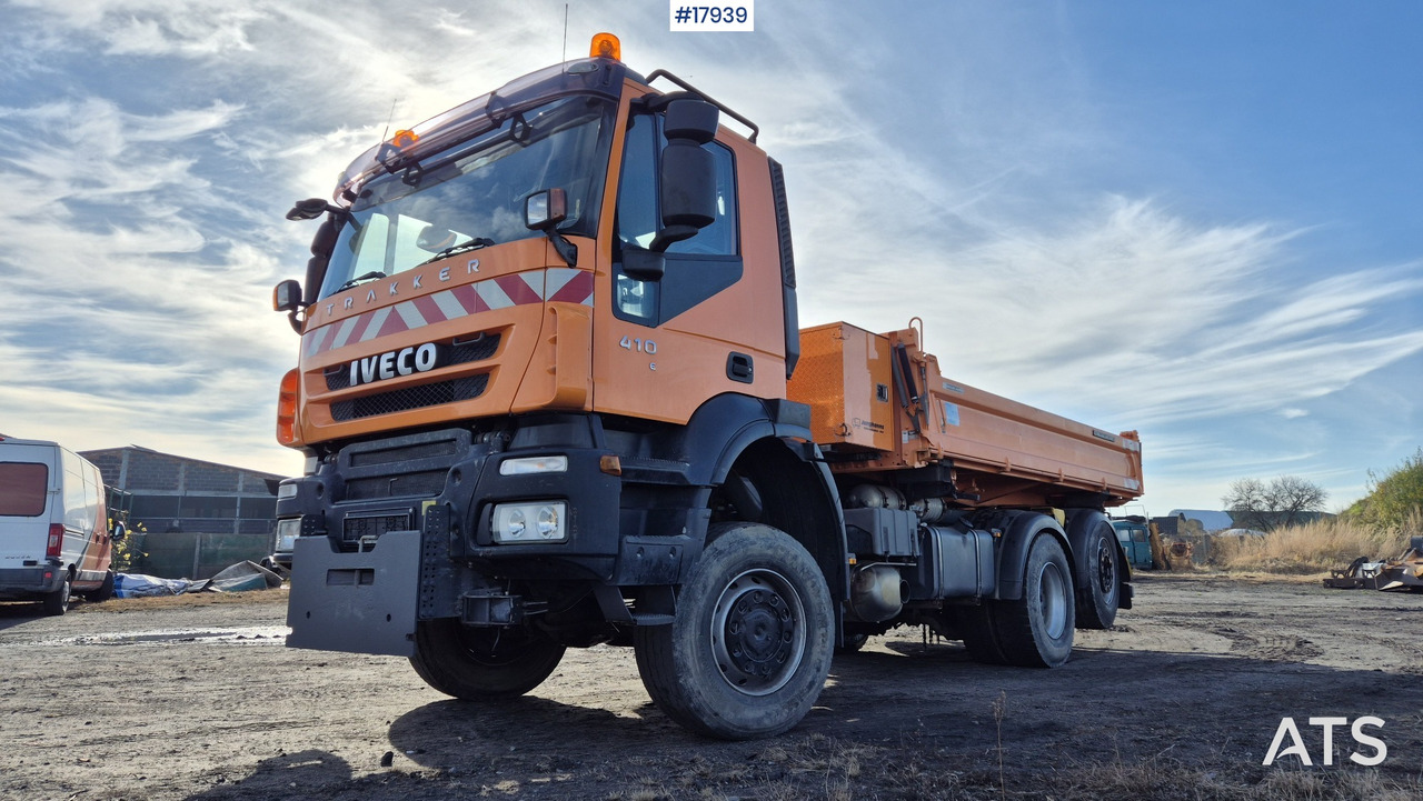 Tipper/sand spreader IVECO TRAKKER 410 6x4 (2008) - قلابات: صور 5 Tipper/sand spreader IVECO TRAKKER 410 6x4 (2008) - قلابات: صور 5