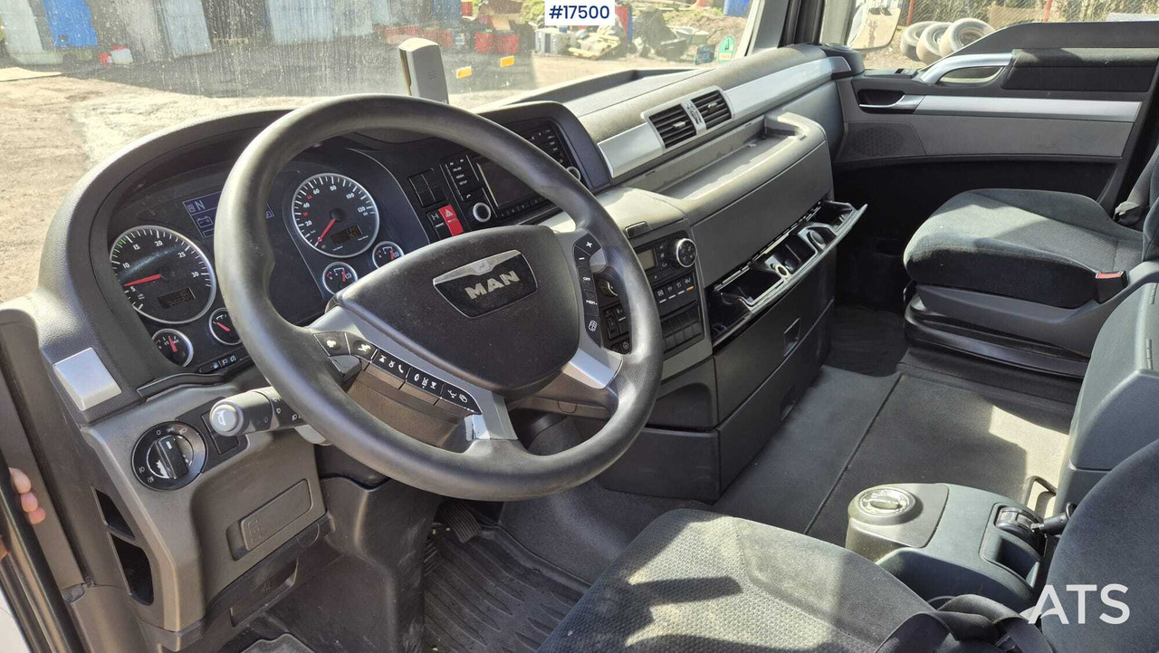 شاحنة جرار Truck tractor MAN 18.440 (2013): صور 12 شاحنة جرار Truck tractor MAN 18.440 (2013): صور 12