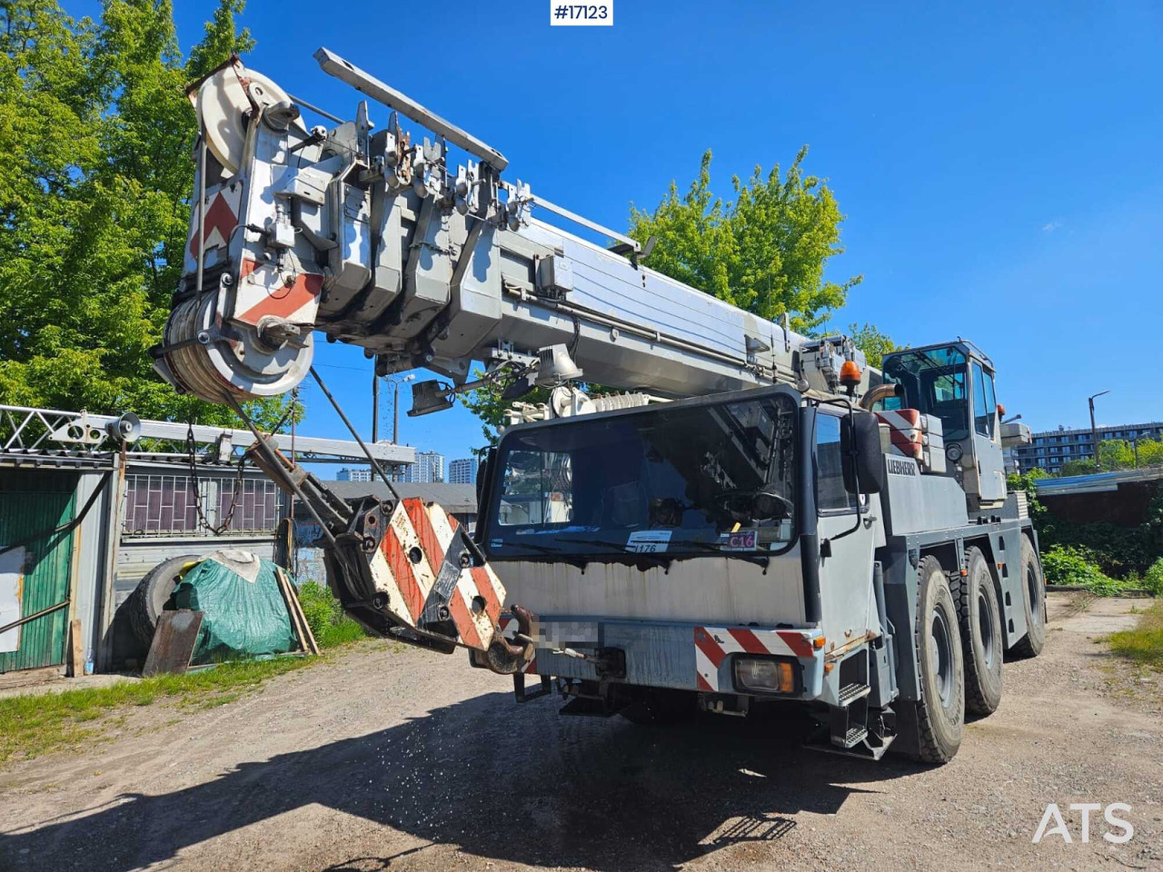 Żuraw samochodowy Liebherr 1050-1 (1995) - شاحنة كرين: صور 1 Żuraw samochodowy Liebherr 1050-1 (1995) - شاحنة كرين: صور 1