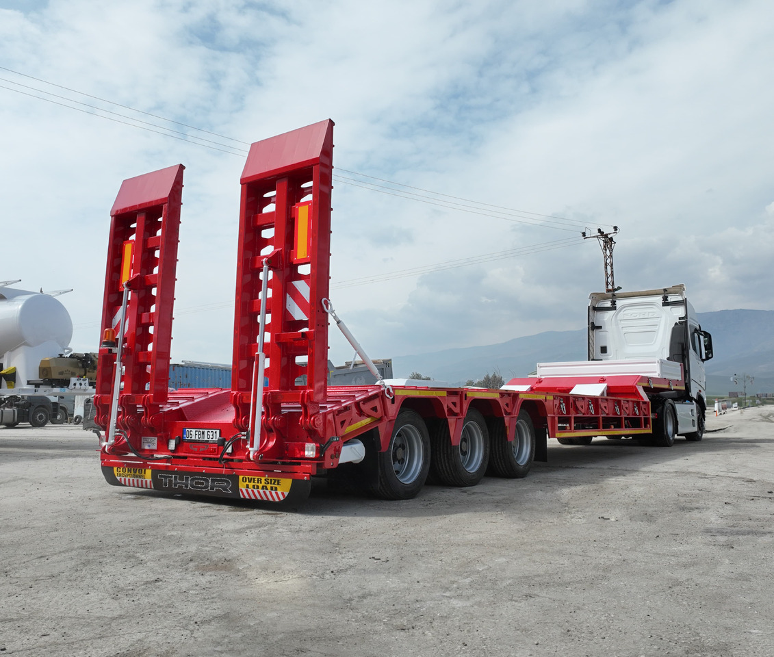 THOR THR-LW-3-A-2 - عربة مسطحة منخفضة نصف مقطورة: صور 1 THOR THR-LW-3-A-2 - عربة مسطحة منخفضة نصف مقطورة: صور 1