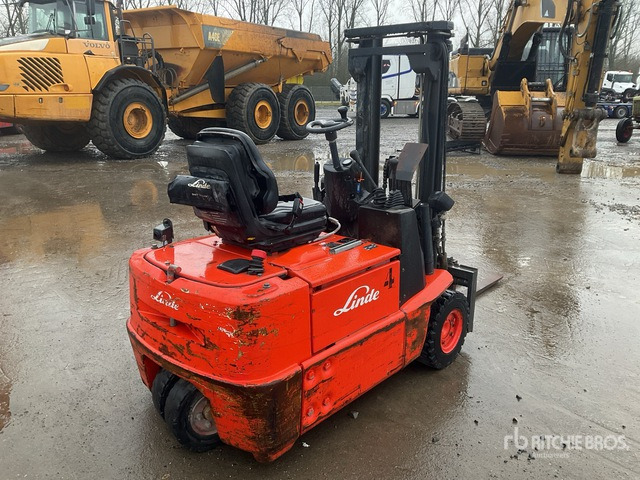 2005 Linde E 15Z-02 1500 kg Electric Forklift - رافعة شوكية كهربائية: صور 3 2005 Linde E 15Z-02 1500 kg Electric Forklift - رافعة شوكية كهربائية: صور 3