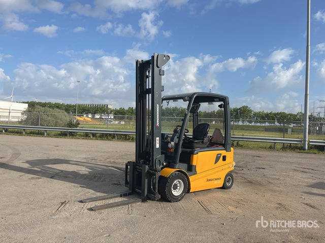2007 Jungheinrich EFG 430-430ZT/MP Electric Forklift - رافعة شوكية كهربائية: صور 3 2007 Jungheinrich EFG 430-430ZT/MP Electric Forklift - رافعة شوكية كهربائية: صور 3