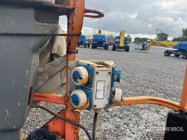 2008 JLG 450AJ 4WD Diesel Articulating Boom Lift - رافعات سلة مفصلية: صور 5 2008 JLG 450AJ 4WD Diesel Articulating Boom Lift - رافعات سلة مفصلية: صور 5