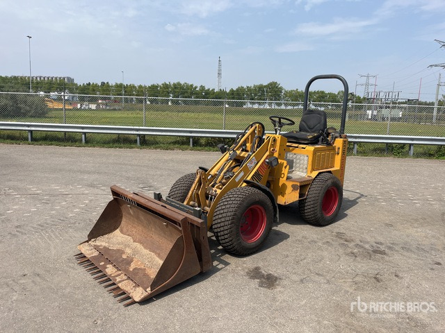 2010 Knikmops 130 Wheel Loader - اللودر بعجل: صور 1 2010 Knikmops 130 Wheel Loader - اللودر بعجل: صور 1