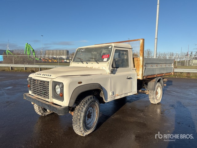 2010 Land Rover Defender (Inoperable) SUV - سيارة دفع رباعي: صور 1 2010 Land Rover Defender (Inoperable) SUV - سيارة دفع رباعي: صور 1