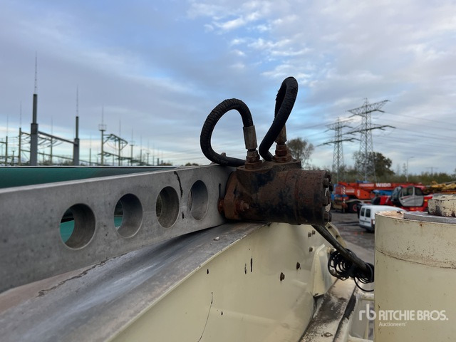 2010 Volvo FM420 8x4 Sleeper Tri/A Dump Truck - قلابات: صور 4 2010 Volvo FM420 8x4 Sleeper Tri/A Dump Truck - قلابات: صور 4