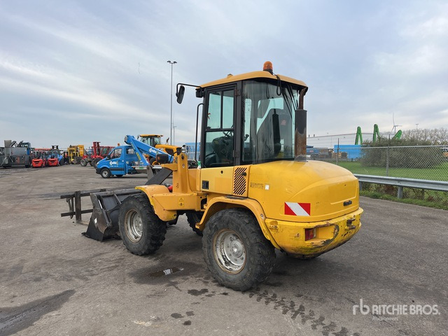2011 Volvo L30B-Z/X Forklift - اللودر بعجل: صور 3 2011 Volvo L30B-Z/X Forklift - اللودر بعجل: صور 3
