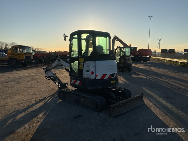 2014 Bobcat E35 (Inoperable) Mini Excavator: <6.6t - حفارة مصغرة: صور 3 2014 Bobcat E35 (Inoperable) Mini Excavator: <6.6t - حفارة مصغرة: صور 3