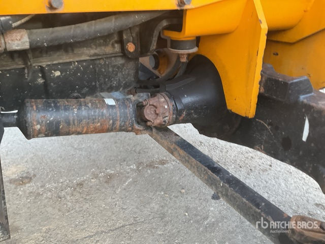 2015 JCB 930 3000 kg 4x4 Rough Terrain Forklift - شاحنات الطرق الوعرة: صور 4 2015 JCB 930 3000 kg 4x4 Rough Terrain Forklift - شاحنات الطرق الوعرة: صور 4