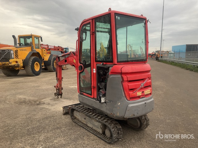 2015 Volvo EC20C Mini Excavator: <6.6t - حفارة مصغرة: صور 3 2015 Volvo EC20C Mini Excavator: <6.6t - حفارة مصغرة: صور 3