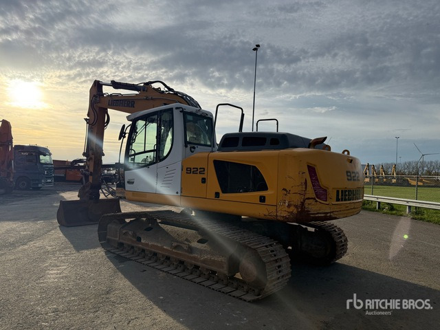 2016 Liebherr R922LC Rupsgraafmachine - حفارات زحافة: صور 3 2016 Liebherr R922LC Rupsgraafmachine - حفارات زحافة: صور 3