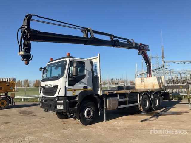 2017 Iveco AD260T 2017 Palfinger on 6x4 Flatbed Truck with Crane - شاحنات مسطحة, شاحنة كرين: صور 1 2017 Iveco AD260T 2017 Palfinger on 6x4 Flatbed Truck with Crane - شاحنات مسطحة, شاحنة كرين: صور 1