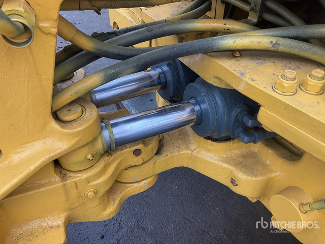 2017 New Holland B80B-SS 4x4 Backhoe Loader - حفار متعدد الاستخدام: صور 4 2017 New Holland B80B-SS 4x4 Backhoe Loader - حفار متعدد الاستخدام: صور 4