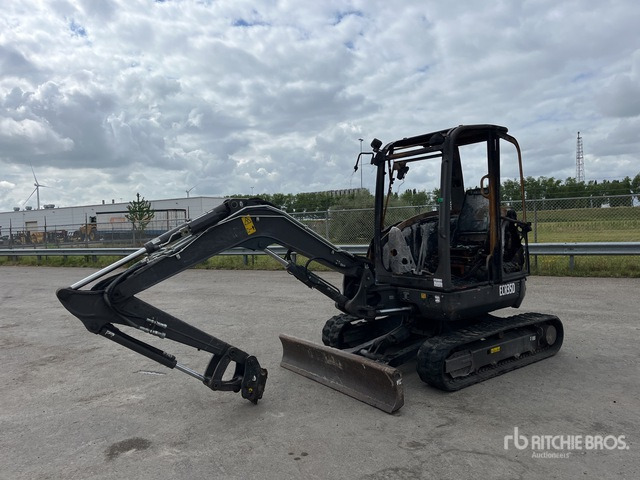 2021 Volvo ECR35D (Inoperable) Mini Excavator: <6.6t - حفارة مصغرة: صور 1 2021 Volvo ECR35D (Inoperable) Mini Excavator: <6.6t - حفارة مصغرة: صور 1