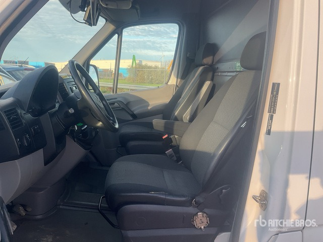 Mercedes-Benz Material Handling Arm - مصاعد الازدهار محمولة على شاحنة: صور 4 Mercedes-Benz Material Handling Arm - مصاعد الازدهار محمولة على شاحنة: صور 4