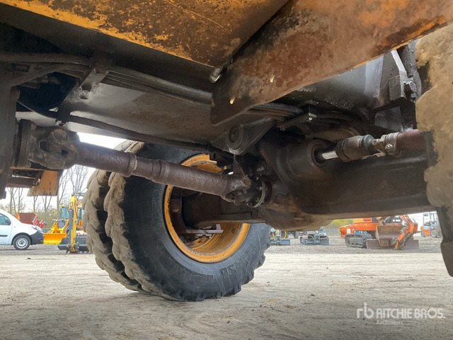 Volvo EW180B Wheel Excavator - حفارة على عجلات: صور 5 Volvo EW180B Wheel Excavator - حفارة على عجلات: صور 5