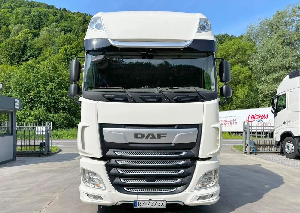 DAF XF 106.480 // Mega // 2019 Rok // SSC // Duże zbiorniki // Radary // Serwis // - شاحنة جرار: صور 2 DAF XF 106.480 // Mega // 2019 Rok // SSC // Duże zbiorniki // Radary // Serwis // - شاحنة جرار: صور 2