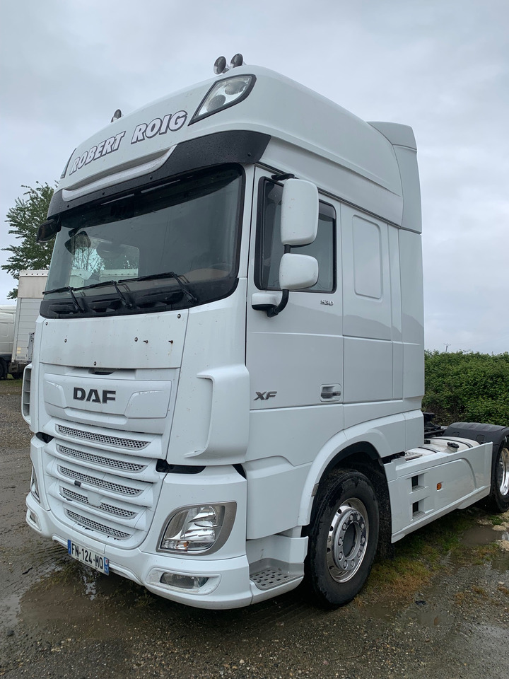 Daf Superspacecab XF 530FT - شاحنة جرار: صور 3 Daf Superspacecab XF 530FT - شاحنة جرار: صور 3