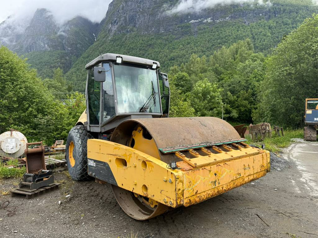 Volvo SD 160 D X - مدماج: صور 1 Volvo SD 160 D X - مدماج: صور 1