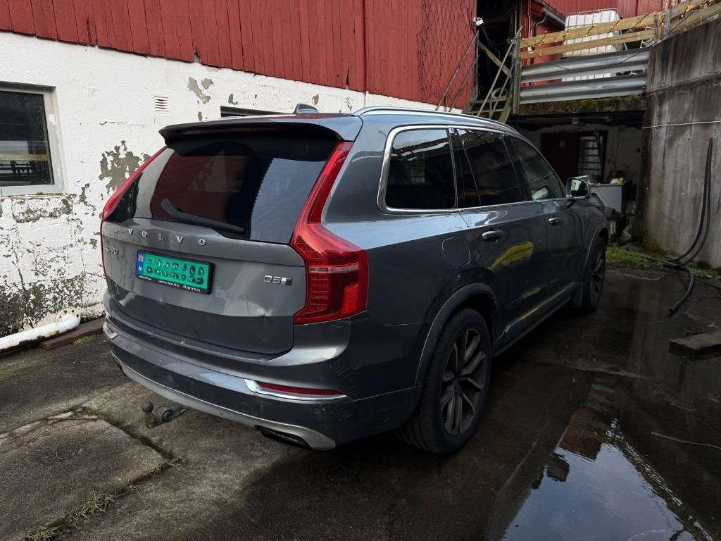 Volvo XC 90 4x4 rep. Objekt - سيارة: صور 5 Volvo XC 90 4x4 rep. Objekt - سيارة: صور 5