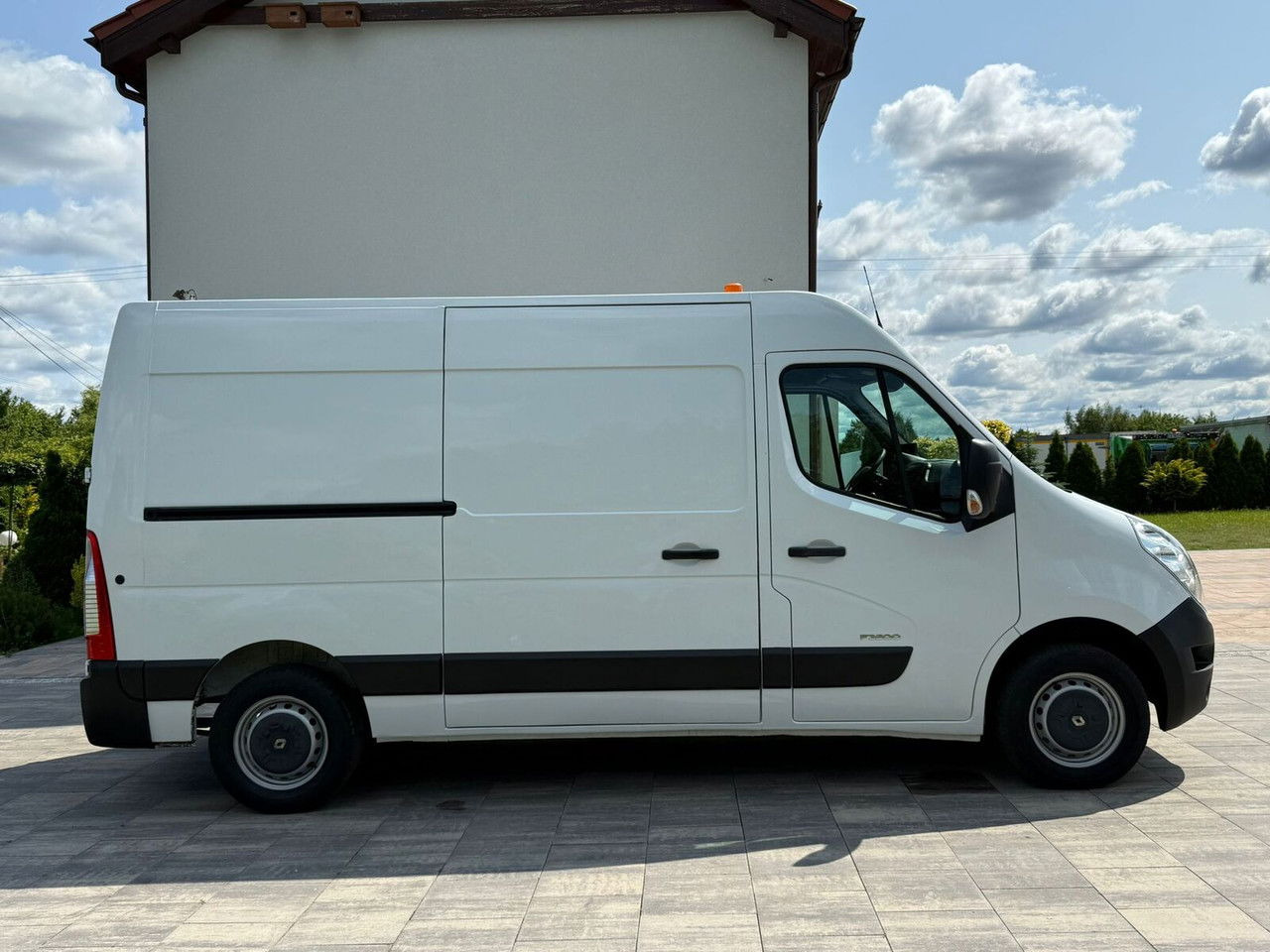 Renault Master 2.3 Blaszak Klimatyzacja Hak Kamera cofania - فان: صور 4 Renault Master 2.3 Blaszak Klimatyzacja Hak Kamera cofania - فان: صور 4