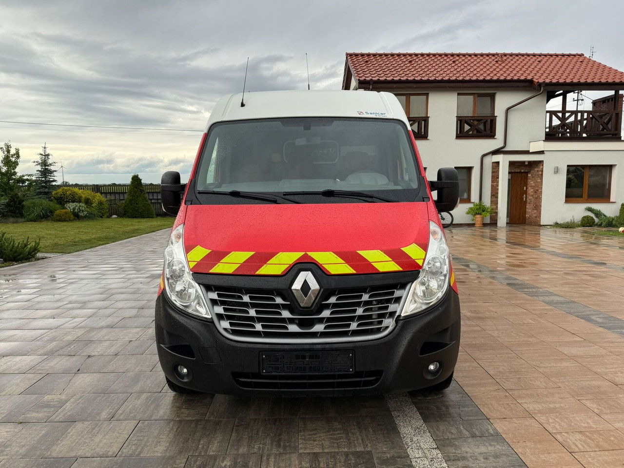Renault Master 2016 Rok Ambulans Karetka Pogotowie - سيارة إسعاف: صور 2 Renault Master 2016 Rok Ambulans Karetka Pogotowie - سيارة إسعاف: صور 2