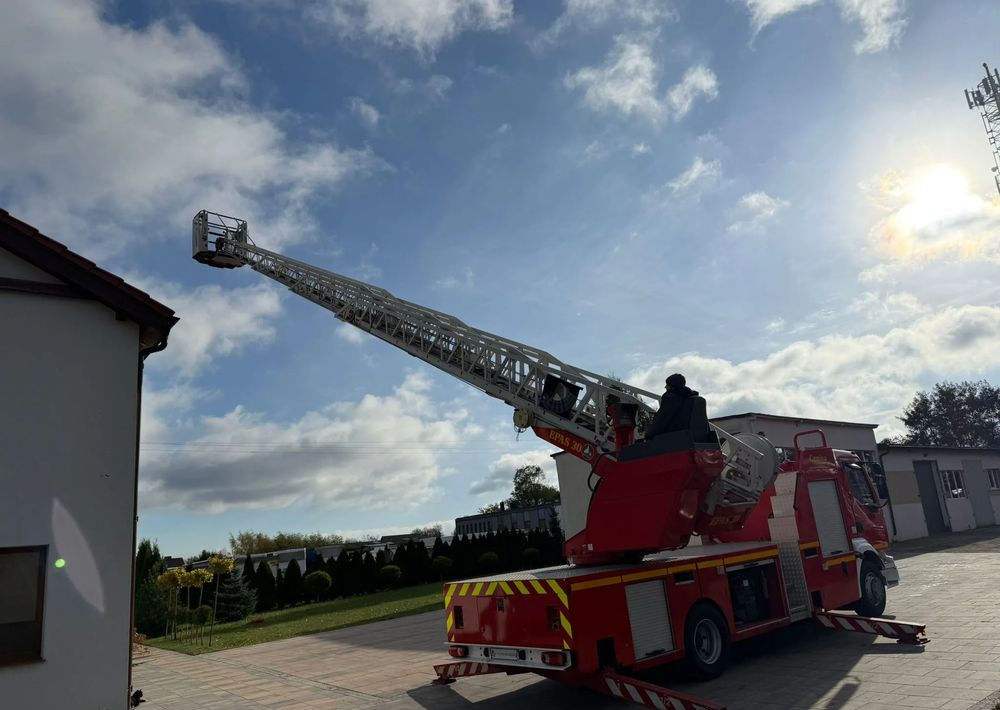 Renault Midlum 210 - المطافئ: صور 3 Renault Midlum 210 - المطافئ: صور 3