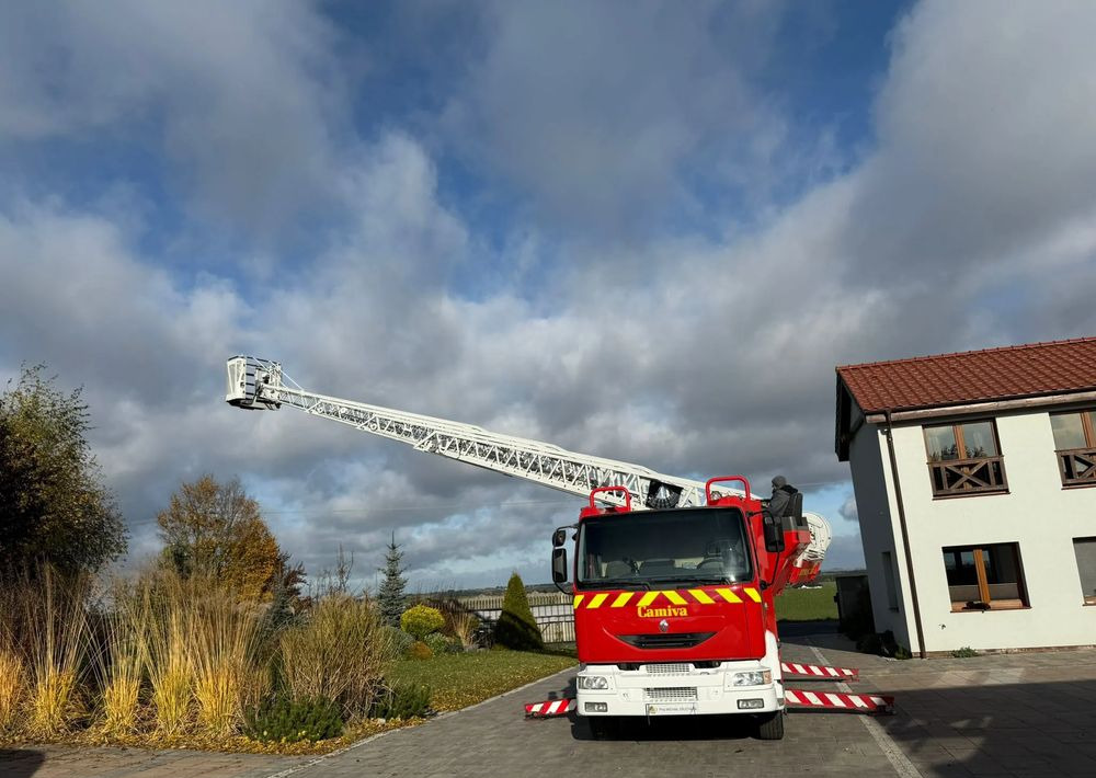 Renault Midlum 210 - المطافئ: صور 1 Renault Midlum 210 - المطافئ: صور 1