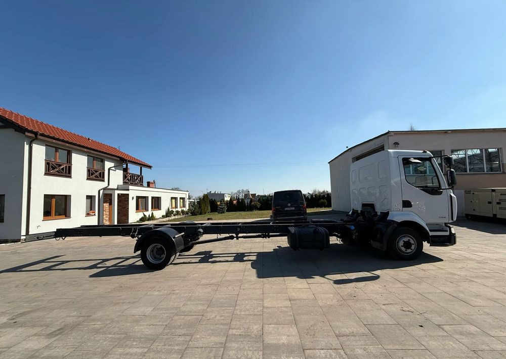 Renault Midlum 220 DXI - الشاسيه شاحنة: صور 4 Renault Midlum 220 DXI - الشاسيه شاحنة: صور 4
