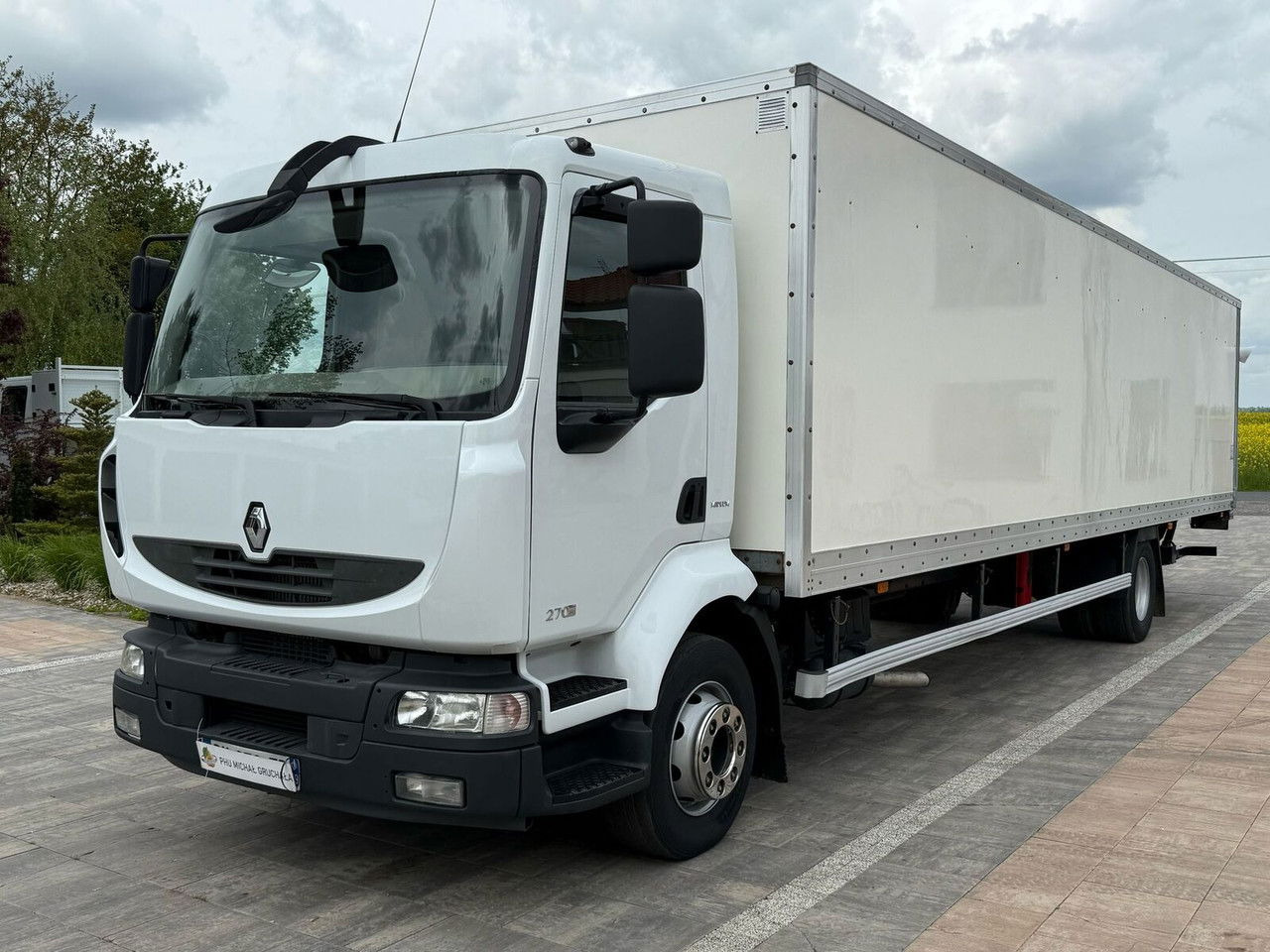 Renault Midlum 270 - مبردة شاحنة: صور 3 Renault Midlum 270 - مبردة شاحنة: صور 3