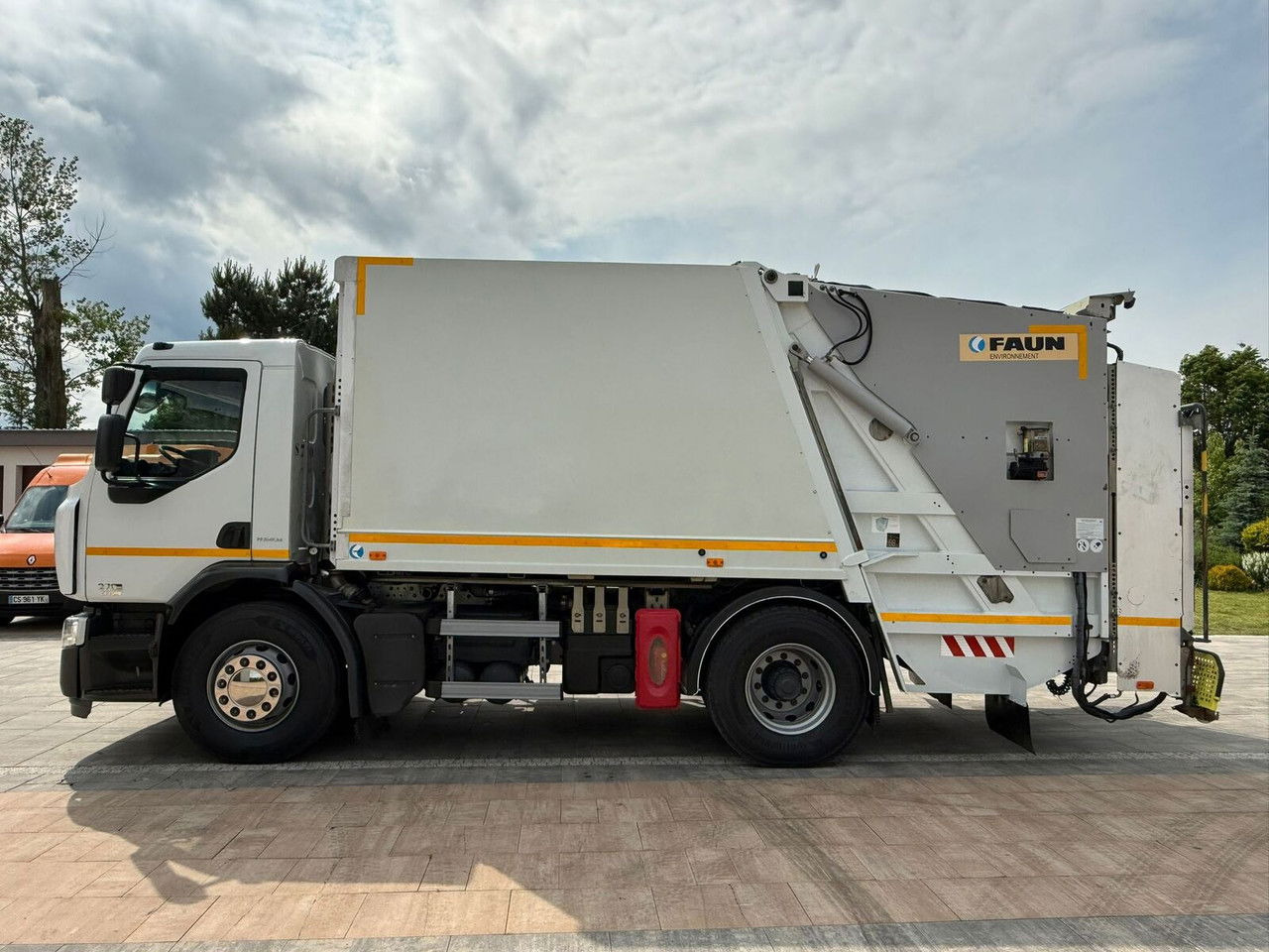 Renault Premium 270 DXi Faun VR5 LEV - شاحنة القمامة: صور 5 Renault Premium 270 DXi Faun VR5 LEV - شاحنة القمامة: صور 5